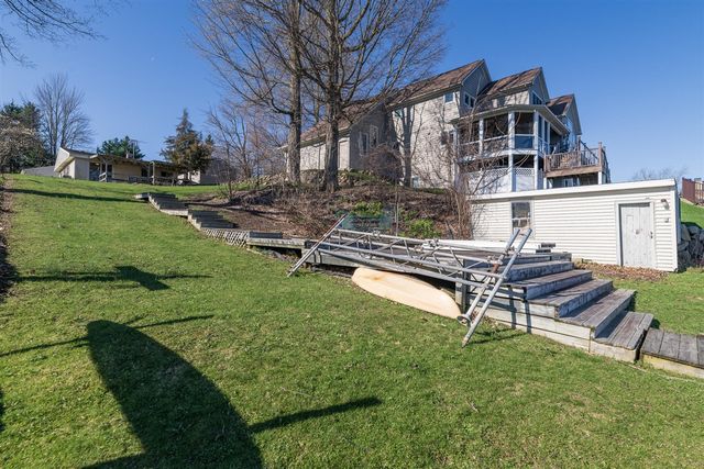 8130 W Q Avenue, Kalamazoo, MI 49009