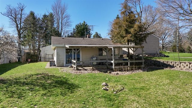 8130 W Q Avenue, Kalamazoo, MI 49009