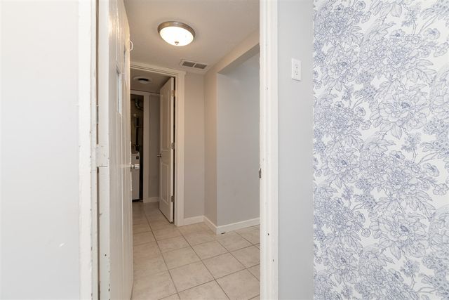 8130 W Q Avenue, Kalamazoo, MI 49009