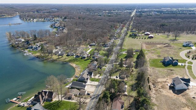 8130 W Q Avenue, Kalamazoo, MI 49009