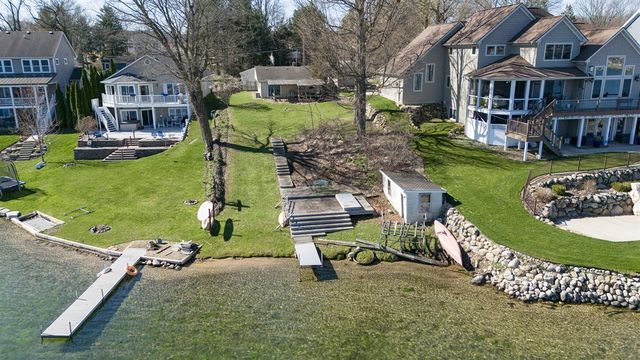 8130 W Q Avenue, Kalamazoo, MI 49009
