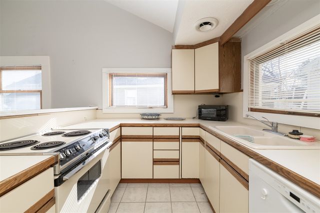 8130 W Q Avenue, Kalamazoo, MI 49009