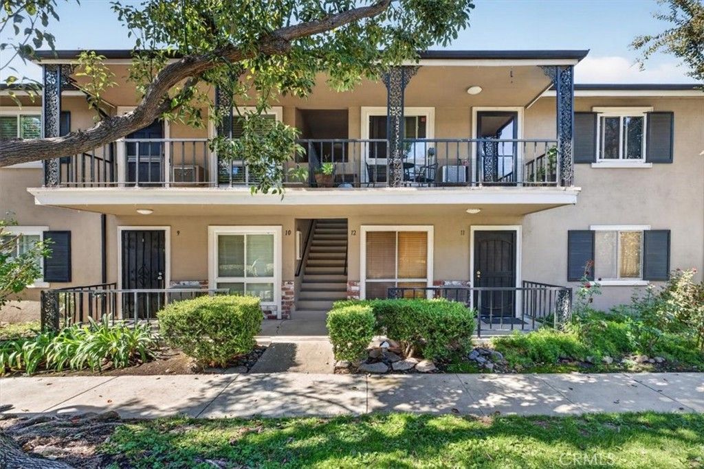 660 S Glassell 12, Orange, CA 92866 — photo 2