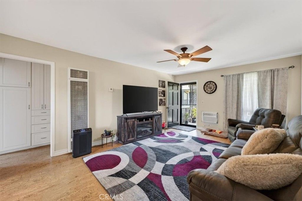 660 S Glassell 12, Orange, CA 92866 — photo 4