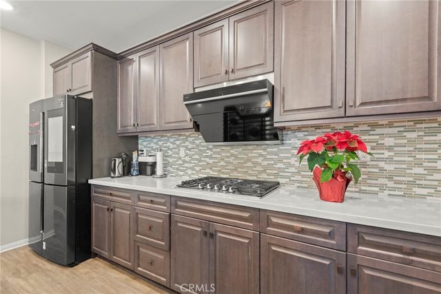 2855 E HOWLETT LN, Ontario, CA 91762