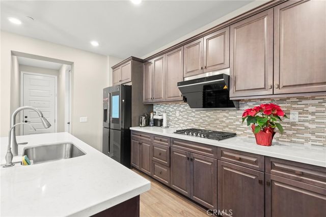 2855 E HOWLETT LN, Ontario, CA 91762