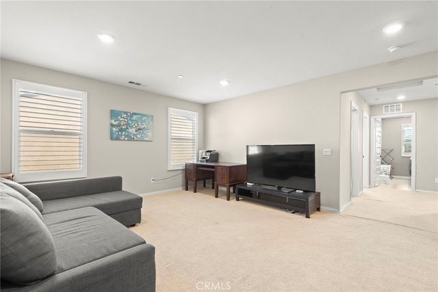 2855 E HOWLETT LN, Ontario, CA 91762