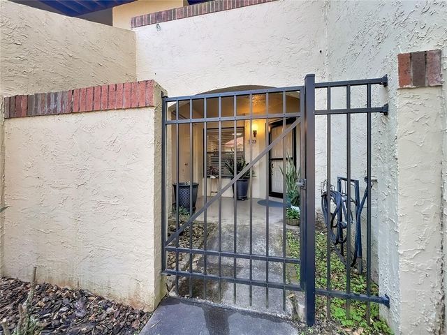 1265 SAINT TROPEZ CIRCLE GE, Orlando, FL 32806