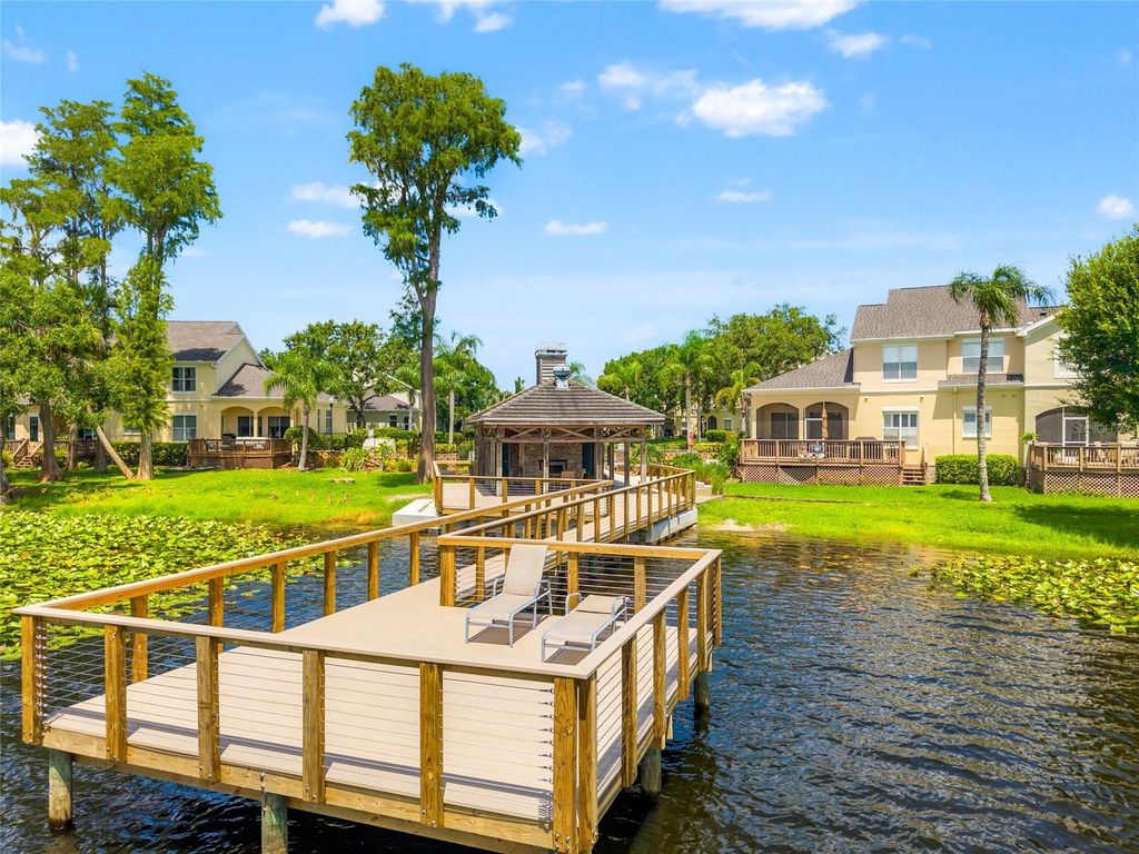 Image 27 of property listing at 3519 HEARDS FERRY DRIVE, Tampa, FL 33618