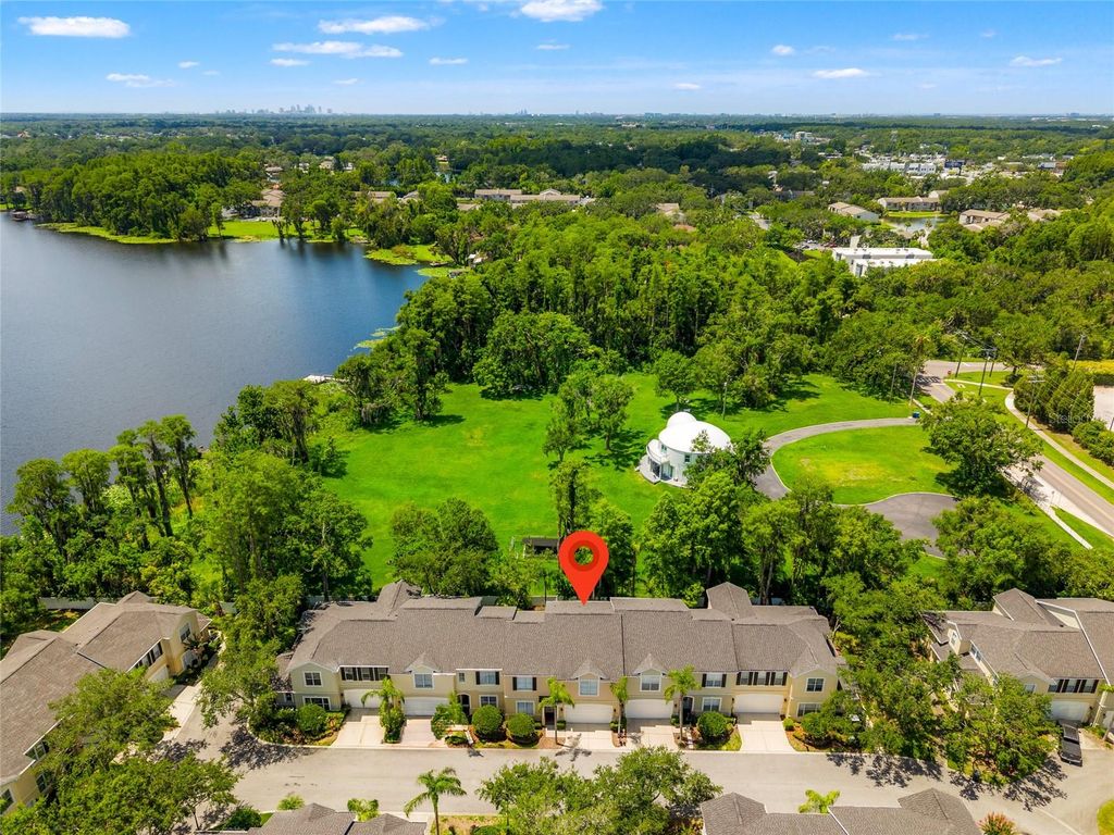 Image 28 of property listing at 3519 HEARDS FERRY DRIVE, Tampa, FL 33618
