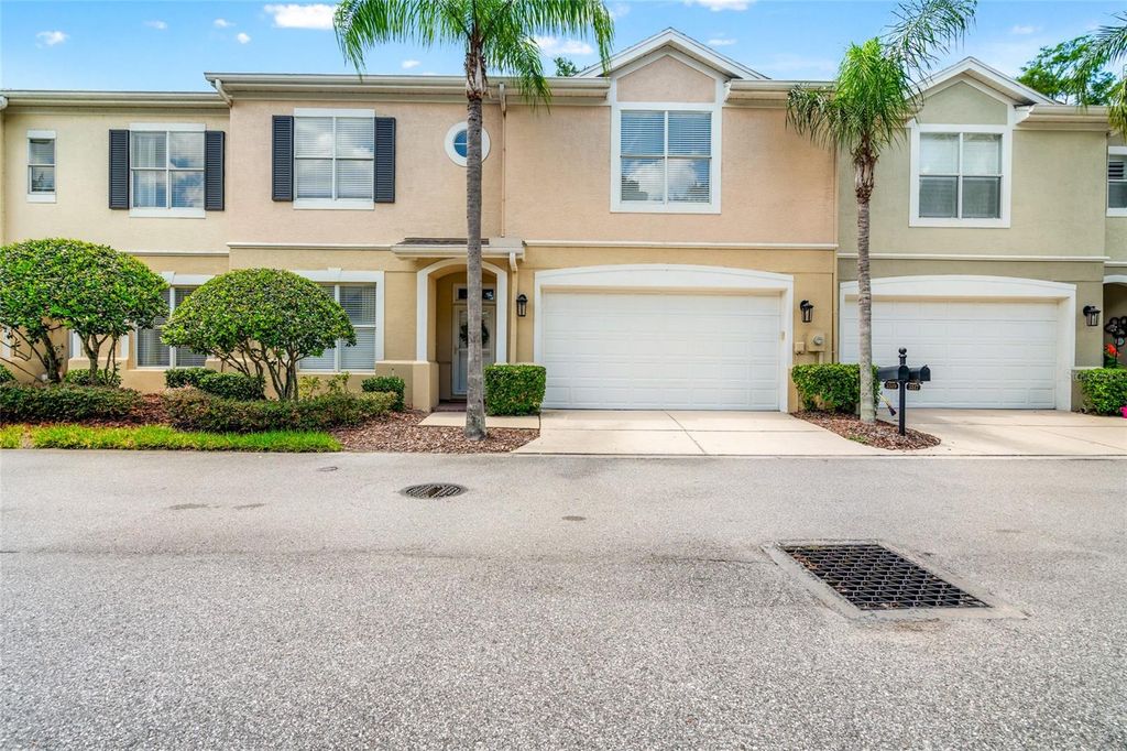 Image 29 of property listing at 3519 HEARDS FERRY DRIVE, Tampa, FL 33618