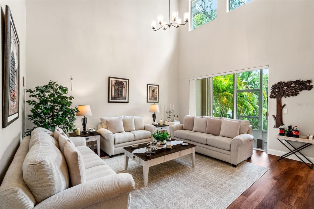 Image 34 of property listing at 3519 HEARDS FERRY DRIVE, Tampa, FL 33618
