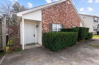 1578 Chariot Dr, Murfreesboro, TN 37130