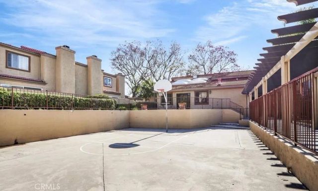 2766 Via Hacienda 102, Fullerton, CA 92835