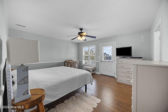 134 Heron Cove Road, Hampstead, NC 28443