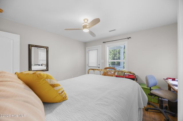 134 Heron Cove Road, Hampstead, NC 28443