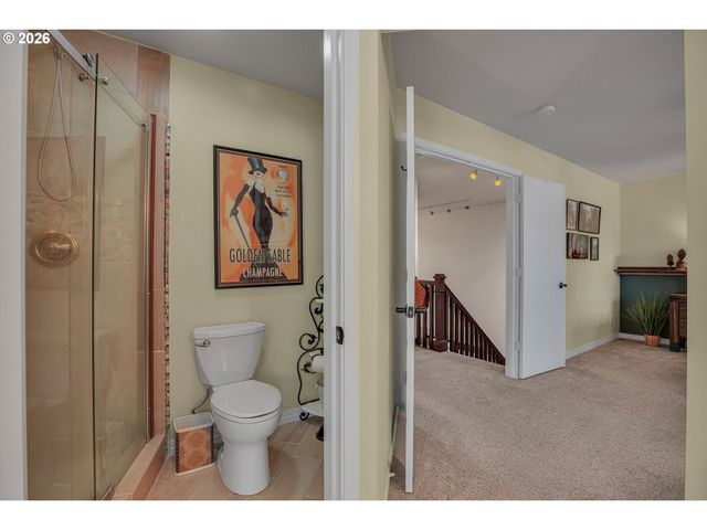 705 N MOLALLA Ave, Molalla, OR 97038