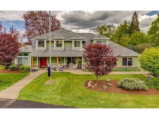 705 N MOLALLA Ave, Molalla, OR 97038