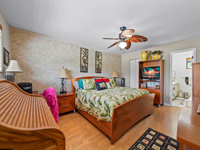 12806 SW 91st Ct, Miami, FL 33176