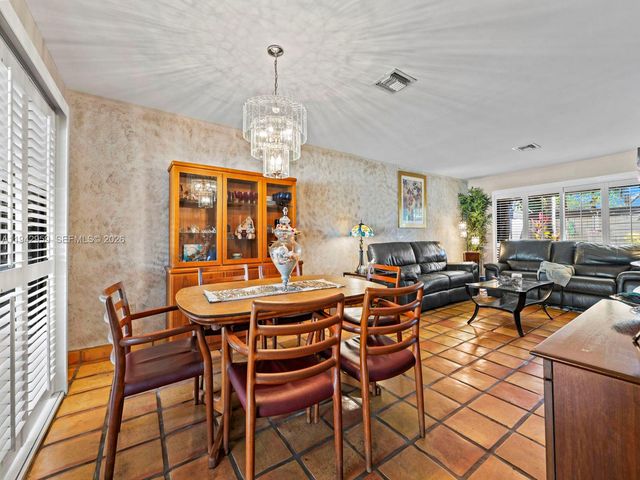 12806 SW 91st Ct, Miami, FL 33176