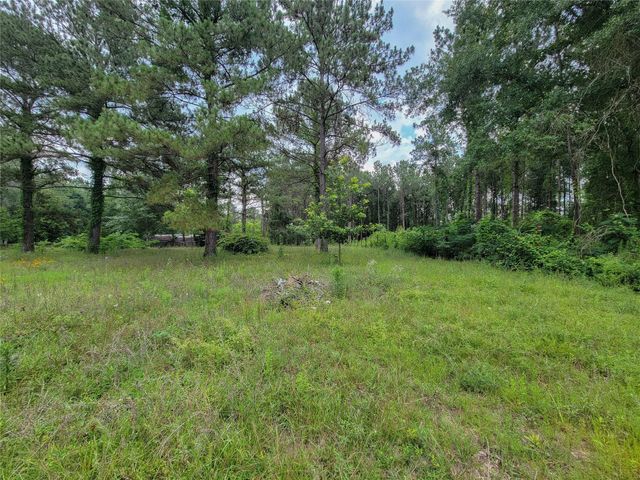 25908 Somerset, New Caney, TX 77357