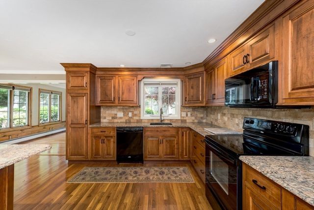 19 Essex Heights Drive, Weymouth, MA 02188