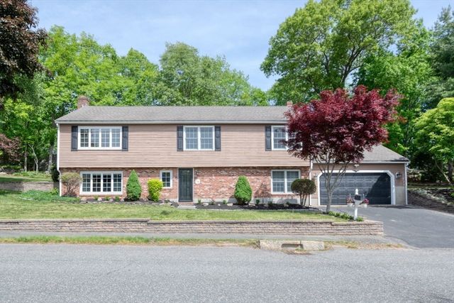 19 Essex Heights Drive, Weymouth, MA 02188