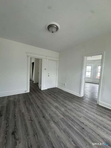 690 William Street 2, Bridgeport, CT 06608