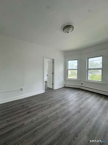 690 William Street 2, Bridgeport, CT 06608