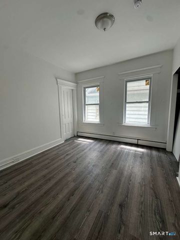 690 William Street 2, Bridgeport, CT 06608