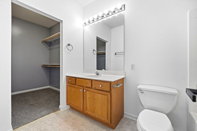 3800 SADDLEBROOK PL 505, Columbia, MO 65202