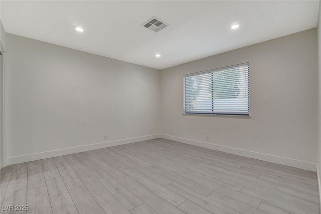 3012 Plaza De Rosa, Las Vegas, NV 89102