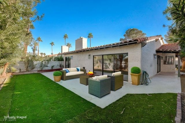 3012 Plaza De Rosa, Las Vegas, NV 89102