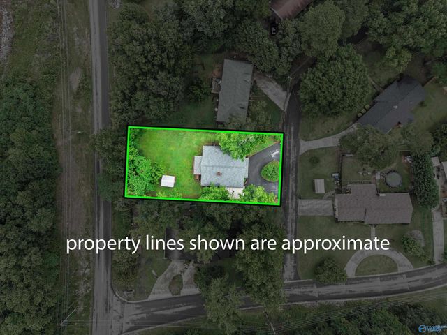 3405 Country Club Circle, Guntersville, AL 35976