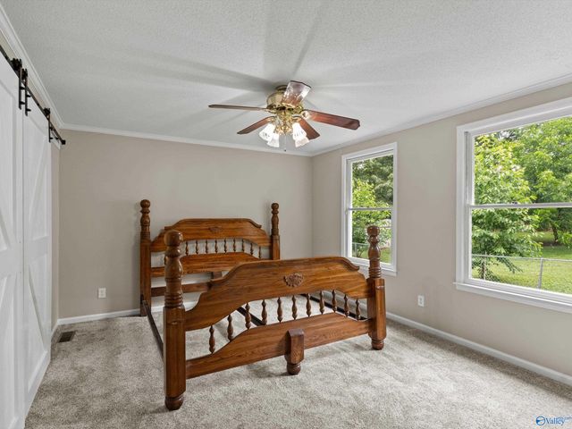3405 Country Club Circle, Guntersville, AL 35976