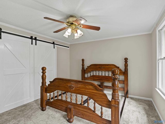 3405 Country Club Circle, Guntersville, AL 35976
