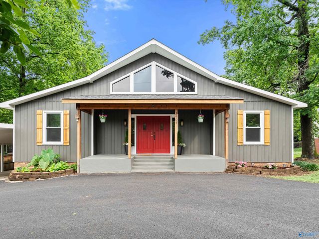 3405 Country Club Circle, Guntersville, AL 35976