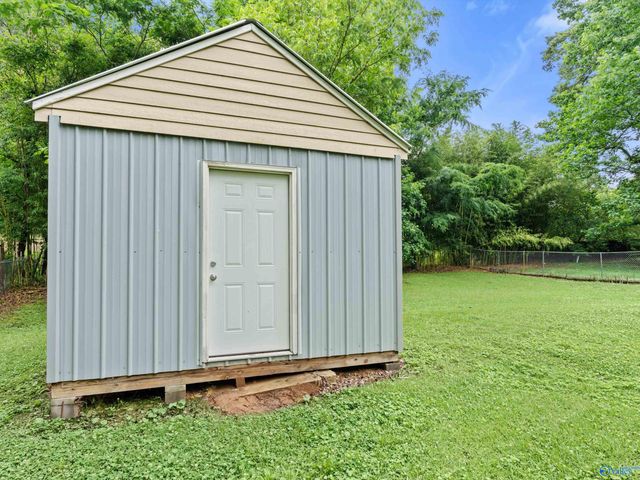 3405 Country Club Circle, Guntersville, AL 35976