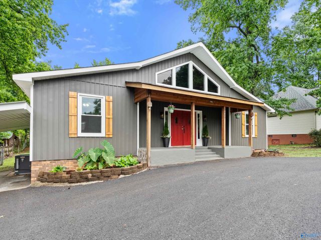3405 Country Club Circle, Guntersville, AL 35976