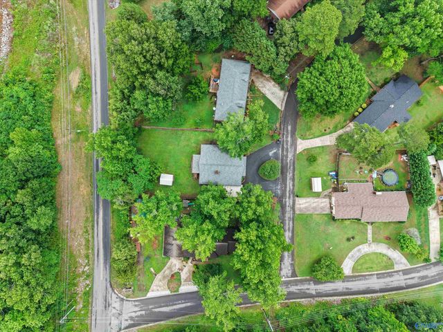 3405 Country Club Circle, Guntersville, AL 35976