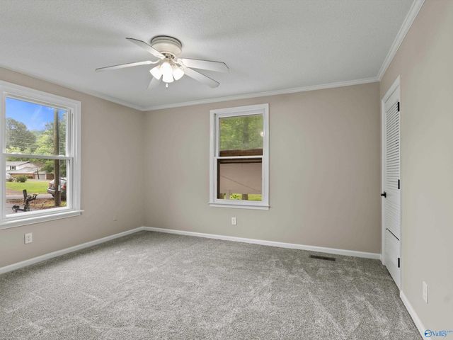 3405 Country Club Circle, Guntersville, AL 35976