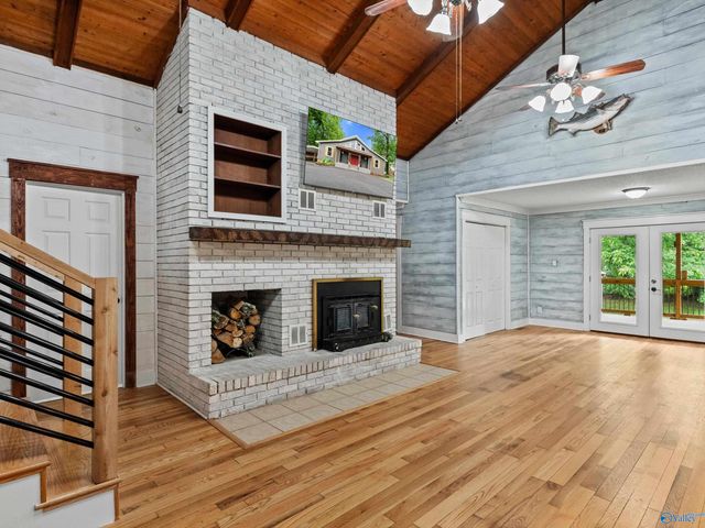 3405 Country Club Circle, Guntersville, AL 35976