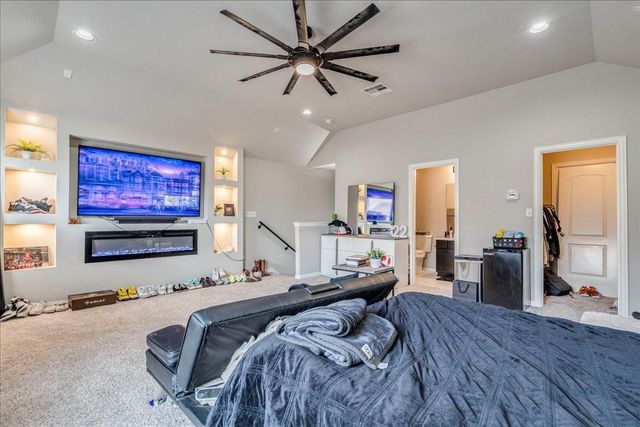 2133 Sid Allens DR, Buda, TX 78610
