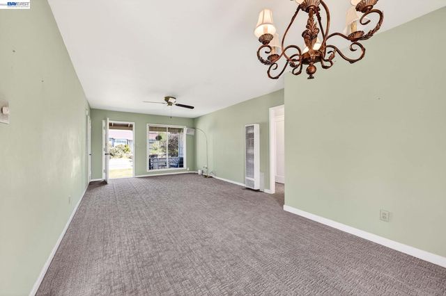 4035 Somerset Avenue, Castro Valley, CA 94546