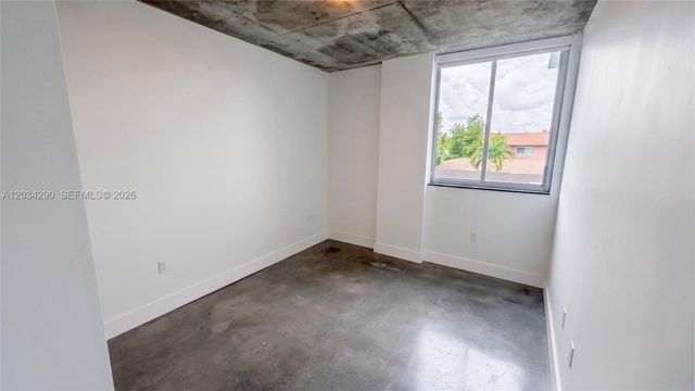 4332 W Flagler 203 203, Miami, FL 33134