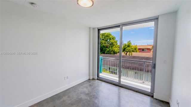 4332 W Flagler 203 203, Miami, FL 33134