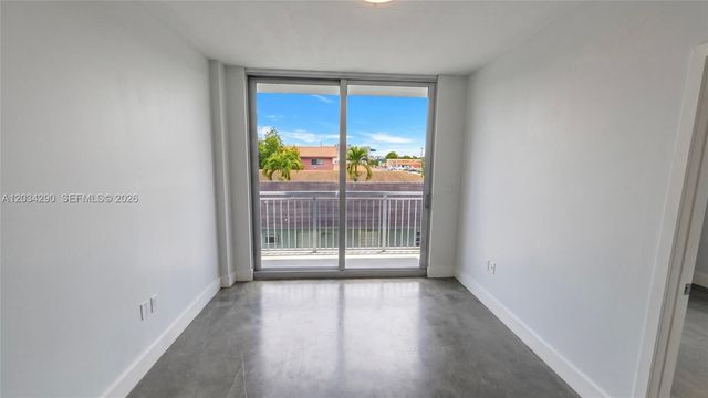 4332 W Flagler 203 203, Miami, FL 33134