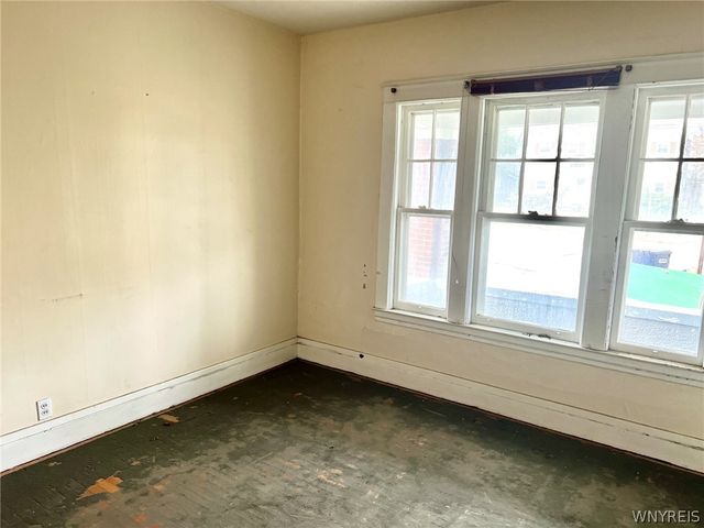 1113 Main Street, Niagara Falls, NY 14301