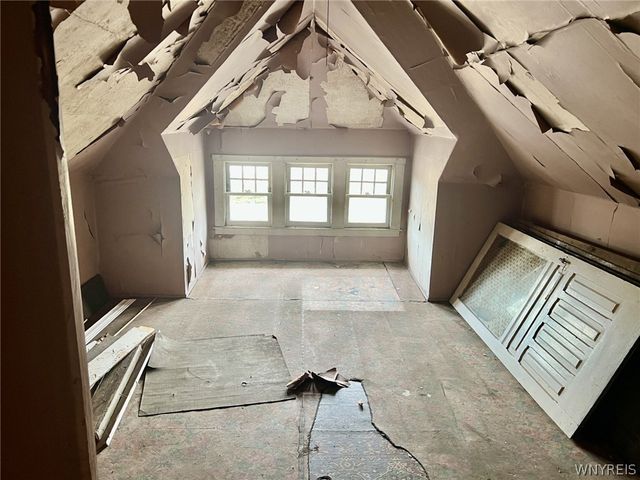 1113 Main Street, Niagara Falls, NY 14301