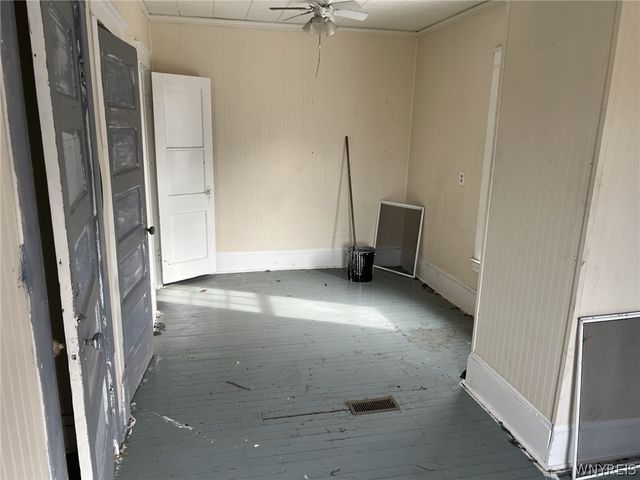 1113 Main Street, Niagara Falls, NY 14301